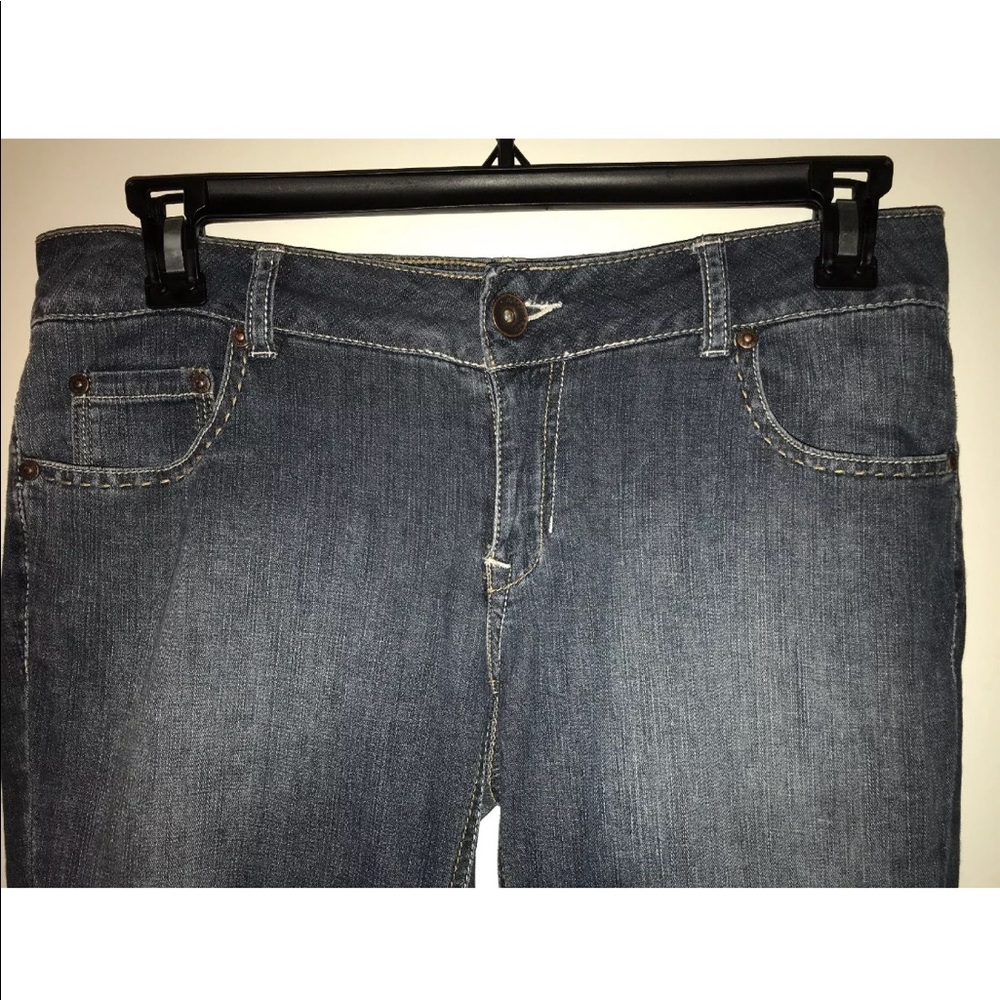 Mossimo supply co 11 wide leg low rise stone wash